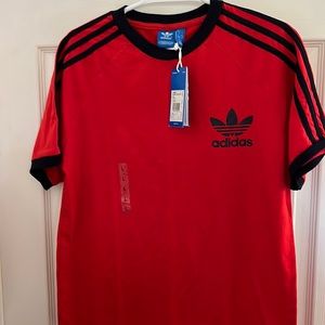Adidas ESS Sport Tee Red Rough Size Large NWT